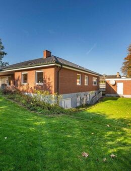 **Bungalow mit großem Grundstück+ Ausbaupotenzial** - Wörth (Rhein)