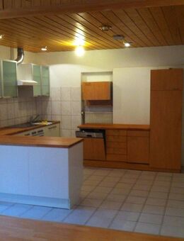 Große EG-2 1/2-Zimmer-Wohnung, Garage, GD-SÜD, Gutenbergstraße - Schwäbisch Gmünd