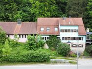 "Wohn- und Geschäftshaus: Sofort betriebsbereite Gaststätte mit Wohnraum und Ausbaupotenzial" - Velden (Regierungsbezirk Mittelfranken)