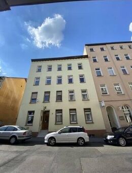 2-Zimmer-Wohnung teilweise möbliert - Zeitz