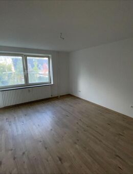 Gemütliche 2-Zimmer-Etagenwohnung in Emden 54 m² auf der 1. Etage rechts - Emden