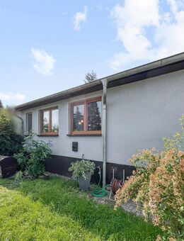Charmantes Haus in Wochenendsiedlung - in Gutow am Parumer See - Gutow