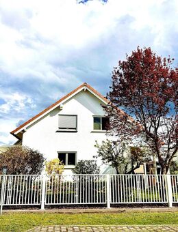 Freistehendes Einfamilienhaus mit schönem Garten in Blankenhain/Thüringen - Blankenhain