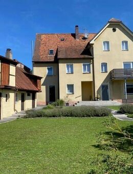 Rückersdorf: Ein- bis Zweifamilienhaus, zentral gelegen, mit teilbarem Grund (2026 n. Vereinbg. nutzbar!) - Rückersdorf (Bayern)
