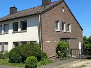 Doppelhaushälfte mit 2 Garagen in Viersen - Viersen
