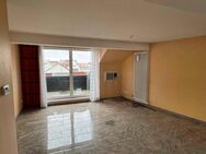 Exclusive 3 Zimmer Küche, Bad Wohnung mit Loggia - Kassel