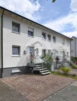 Reihenendhaus in Split-Level-Bauweise mit Garage und Garten in begehrter Wohnlage! - Bergkamen