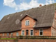 Rohdiamant - Bauernhaus mit weiteren Baugrundstücken - Bad Oldesloe