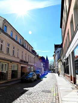 Mitten in der Stralsunder Altstadt - 2 Mehrfamilienhäuser mit Ausbaupotential - Stralsund