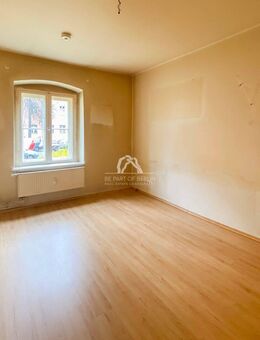PROVISIONSFREI | HOCHPARTERRE | GRÜNE OASE VON PRENZLAUER BERG | 2 ZIMMER |RENOVIERUNGSBEDARF | - Berlin
