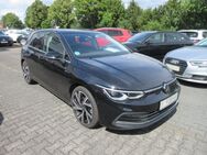 VW Golf, 2.0 TSI Style IQ LIGHT, Jahr 2022 - Bergkamen