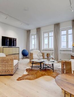 Exklusive Altbau-Etage in bester Innenstadtlage von Freiburg - Freiburg (Breisgau)