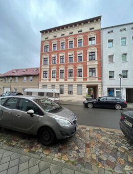 Schöne helle 3-RW mit Balkon und großem Badezimmer - Magdeburg