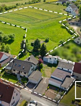 9.625m² Grundstück! Hochwertiges Wohnhaus mit Nebengebäuden und zahlreichen Nutzungsmöglichkeiten - Schlüsselfeld