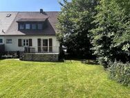 Igensdorf- Altbewährtes sucht nach neuer Nutzung! Gut geschnittenes Haus plus Potential für mehr, z.B. Modulhaus, samt attraktivem, sonnigem Gart - Igensdorf