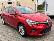 Renault Clio, INTENS TCe 130 | | MULTI SENSE, Jahr 2021 - Wiesmoor