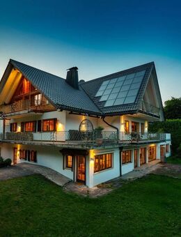 Exklusive Landhaus-Villa in malerischer Landschaft zwischen See und Golfplatz - Feldafing