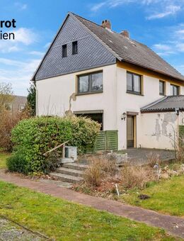 Wohnen und Gewerbe clever kombiniert: Flexibles Zuhause mit diversen Nutz- und Ausbaumöglichkeiten - Neumünster