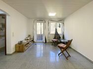 Gemütliche 2-Zimmer-Eigentumswohnung in Unterreichenbach: Ideale Lage mit Balkon und Carport - Unterreichenbach