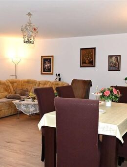 3-Raumwohnung mit Vollbad und 3 Balkons - Barth
