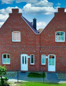 Leben, wo andere Urlaub machen - Neubau-Doppelhaus in ruhiger Lage in Uttum - Krummhörn