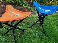 2 Dreibein-Hocker in Blau und Gelb ... für Open-Air, Outdoor, Camping, Wandern, Angeln - Bad Münstereifel Zentrum
