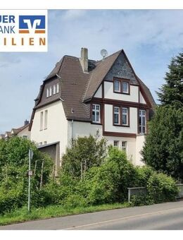 ** Geisenheim: Denkmalgeschützte Villa mit drei Wohneinheiten ** - Geisenheim