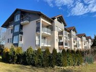 Charmante, lichtdurchflutete 2-Zi.-DG-Wohnung mit 2 Balkone am Waldrand - Haag (Oberbayern)