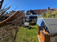 Charmantes Zweifamilienhaus mit ausgebautem Dachgeschoss auf ca.150m² Wohnfläche ! - Immenhausen