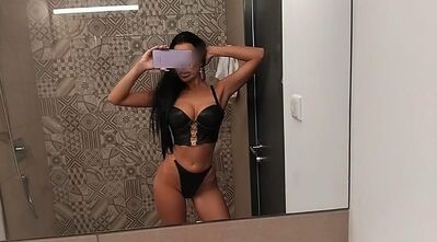 NEU 🔥 VIOLETA 🔥 Super-Service von heißer Schnitte