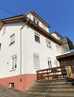 Top saniertes, gepflegtes 3-4-Familienhaus in Murrhardt - Terrasse - 2 Balkone - 4 Garagen - Keller - Murrhardt