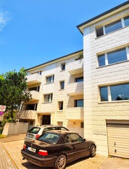 Schöne 4 Zimmerwohnung mit Stellplatz und Balkon - Remscheid