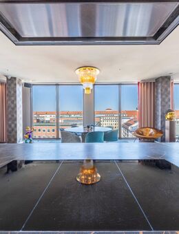 feinste Aussichten über München - stilvolle Luxus Wohnung im Tower - München