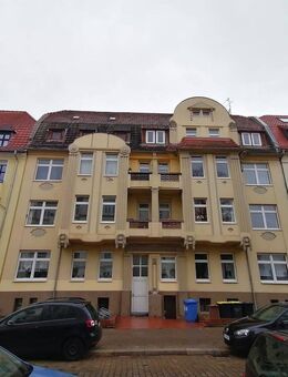 Schöne geräumige Altbauwohnung im beliebten Stadtfeld - Magdeburg