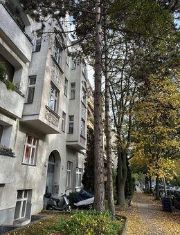 Gemütliche 2 Zimmer Altbauwohnung mit Balkon im grünen Steglitz-Zehlendorf mit Eigennutzoption! - Berlin