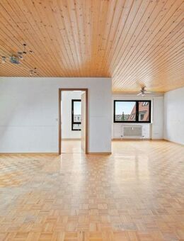 ++ Sofort beziehbar - 4,5-5,5 Zimmer mit flexiblen Nutzungsmöglichkeiten ++ - Wendlingen (Neckar)