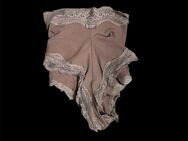 Getragener rosa Brasilian-Slip – Feminin und sinnlich - Braunschweig