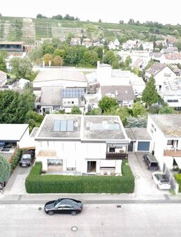 Weinberge & Wohnvielfalt – Doppelhaushälfte mit Einliegerwohnungspotenzial - Kirchheim (Neckar)