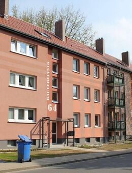 WWS - feine 3-Raum Wohnung mit Balkon in grüner Umgebung - Herford (Hansestadt)