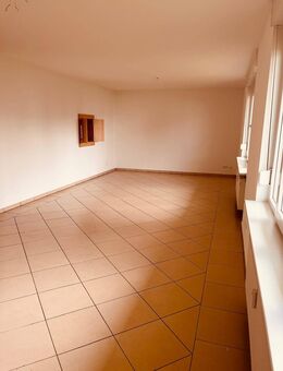 Großzügige 6-Zimmer-Wohnung in Saarburg – Stilvoll Wohnen mit viel Platz! - Saarburg