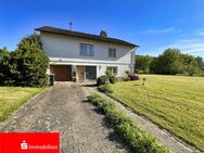 Freistehendes Einfamilienhaus mit großem Garten ! - Wanfried
