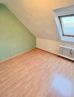 Renovierte 1 ZW in gepflegtem Haus! - Stockstadt (Main)