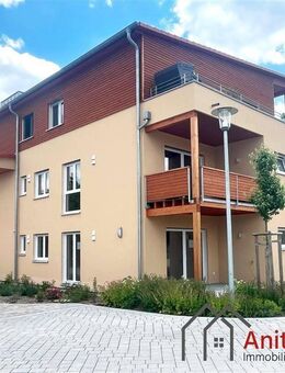 Exklusive 4-Zimmer Neubauwohnung zum Erstbezug mit Carport! - Burghaslach