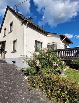 MANNELLA *Beste Aussichten* Kompaktes Haus mit Talblick zwischen Herchen & Eitorf - Windeck