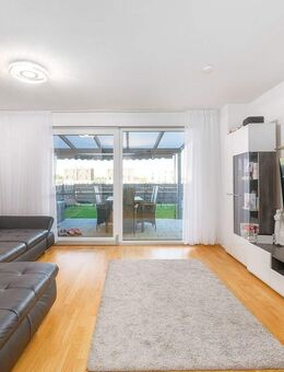 Neuwertige Doppelhaushälfte in moderner - KfW-40-Effizienzhaus mit Vollausstattung - Geiselhöring