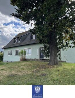 Individuelle Dachwohnung mit EBK, Laminat und Wannenbad! Grüne Umgebung! - Haselbachtal