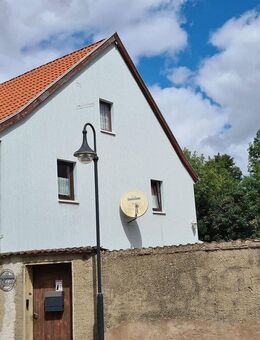 Kleines Bauernhäuschen mit geschlossenem Hof in ruhiger Lage - Sömmerda Zentrum