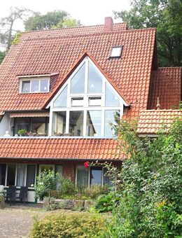 EEK: B - Erstklassiges Ein- bis Dreifamilienhaus mit Kaminofen und idyllischem Garten - Edermünde