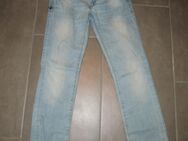 Jeanshose für Mädchen zu verkaufen *Größe 146* - Walsrode
