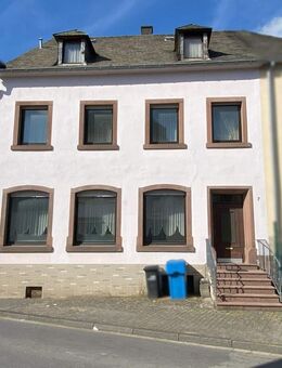 Ein Haus voller Geschichte und Möglichkeiten - willkommen in Ihrem neuen Zuhause in Speicher! - Speicher